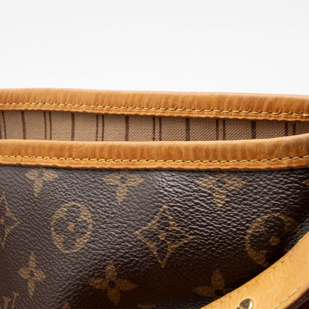 Louis Vuitton Monogram Canvas Delightful MM Shoulder Bag - Picture 11 of 16